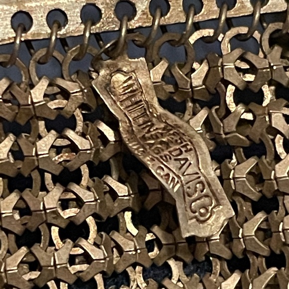 Antique Whiting & Davis enamel mesh wristlet - Picture 5 of 6